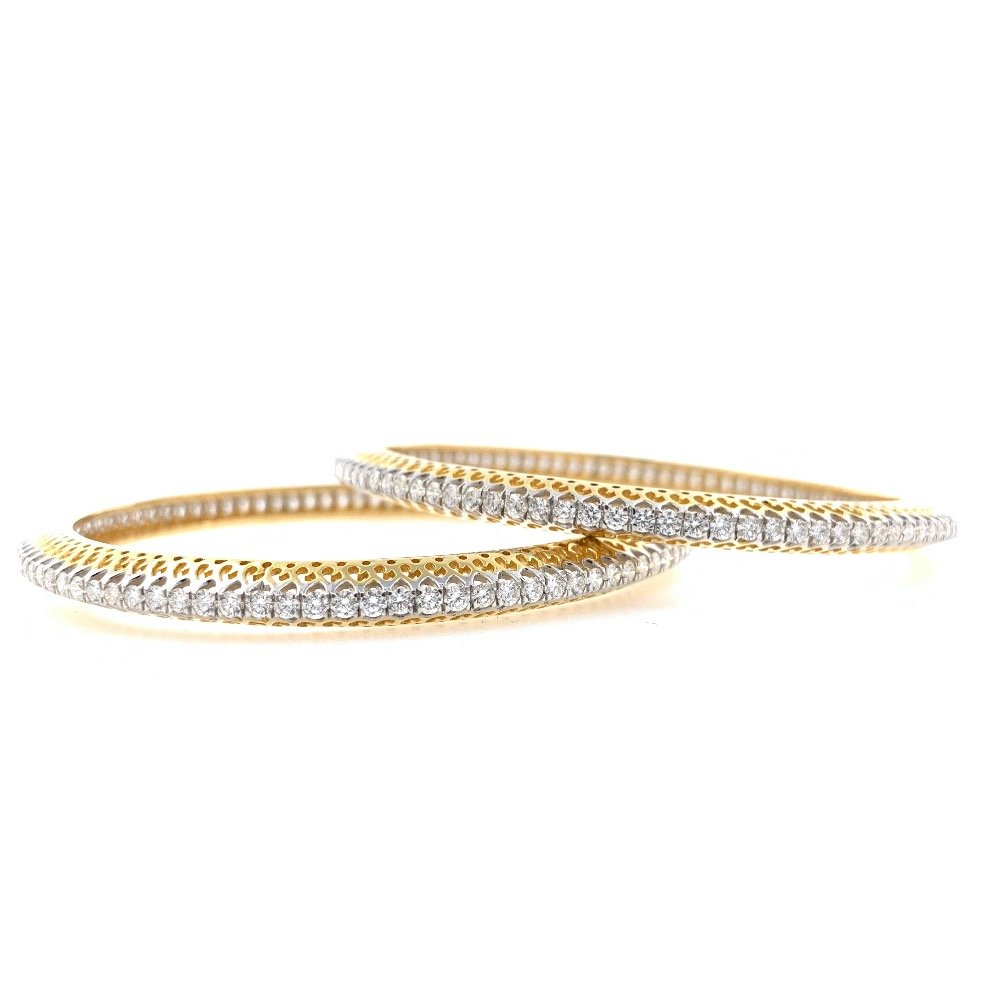 Single Line Classic Diamond Bangle in Yellow Gold 7BNG19