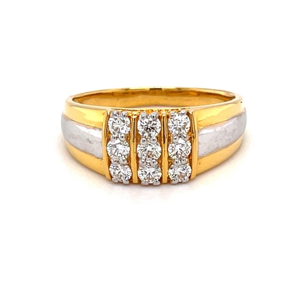 Mens Diamond Ring in Yellow gold wi...