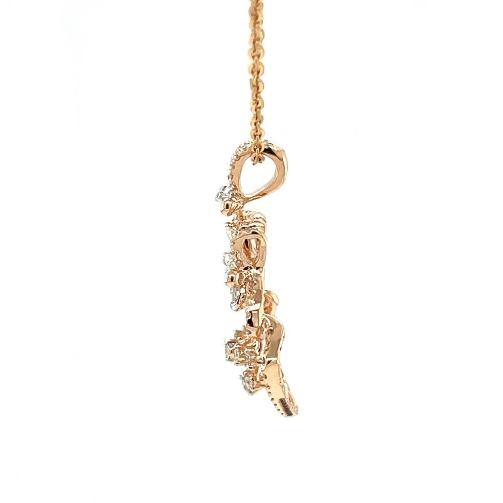 Kite shaped pendant with pear diamonds in 18 karat rose gold