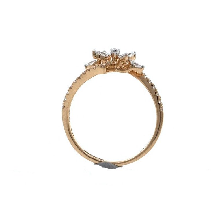 Floral ring with marquise and round diamonds in 18k rose gold - 1.960 grams - vvs ef 0.41 carat - 0lr69