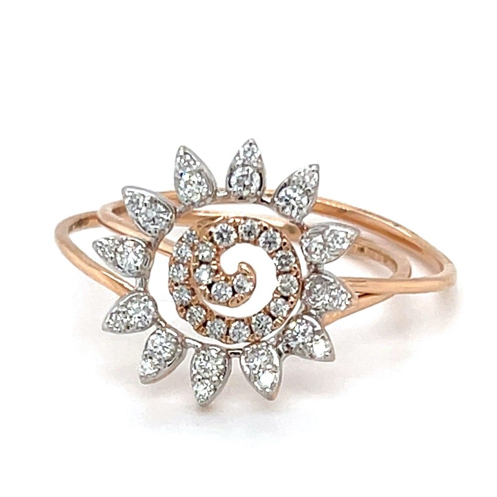 Stackable Ring with a Flower Motif...