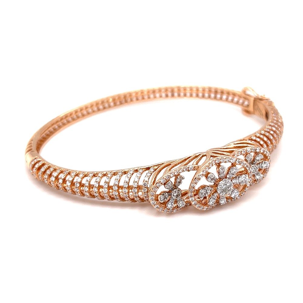Bracelet fancy design on sale